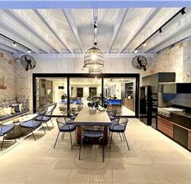 5 bedroom luxury seaside villa with indoor & outdoor pool, near Acharavi, sleeps 10